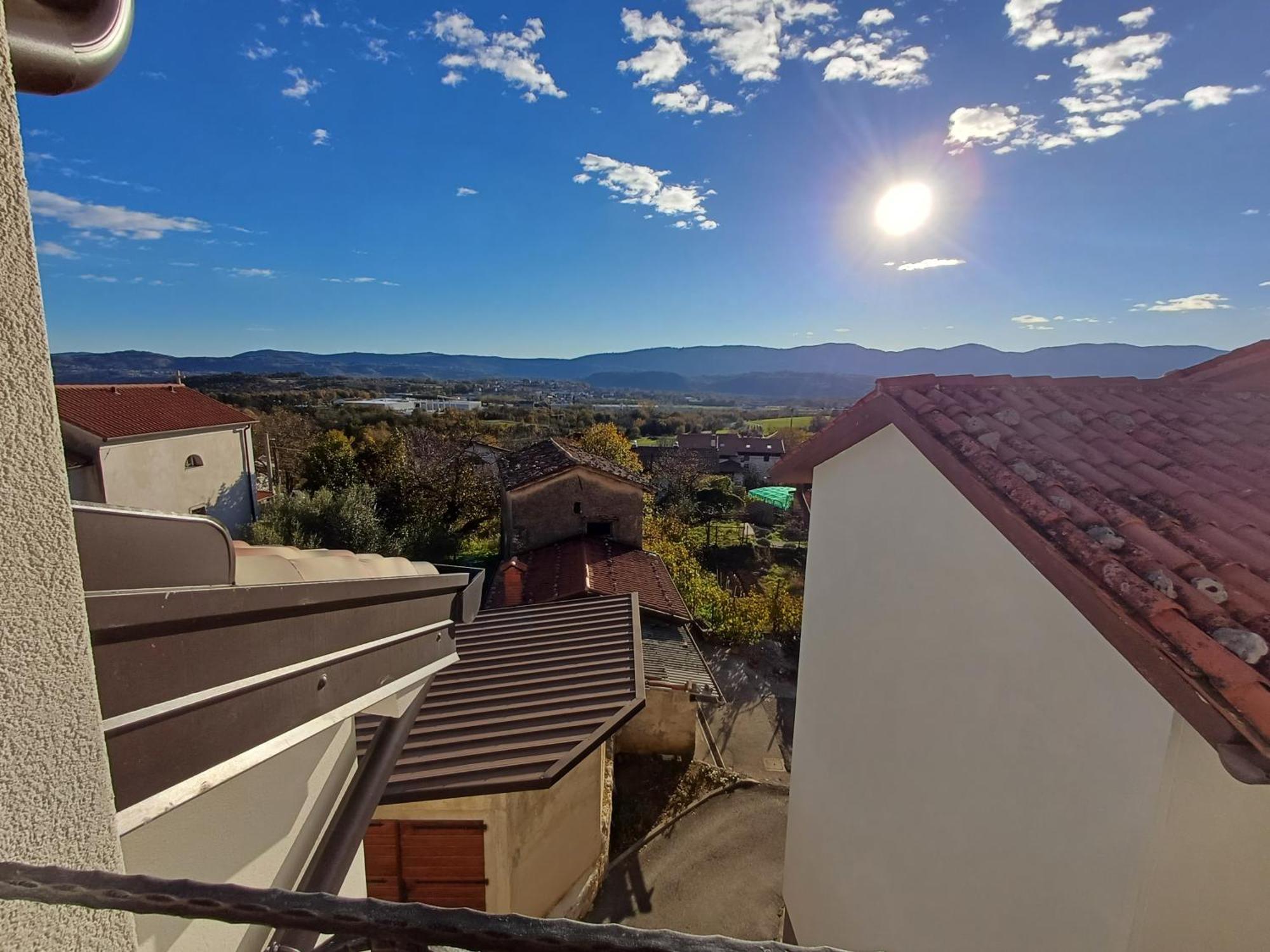 Apartmaji Tanto Malovse Crnice Bagian luar foto